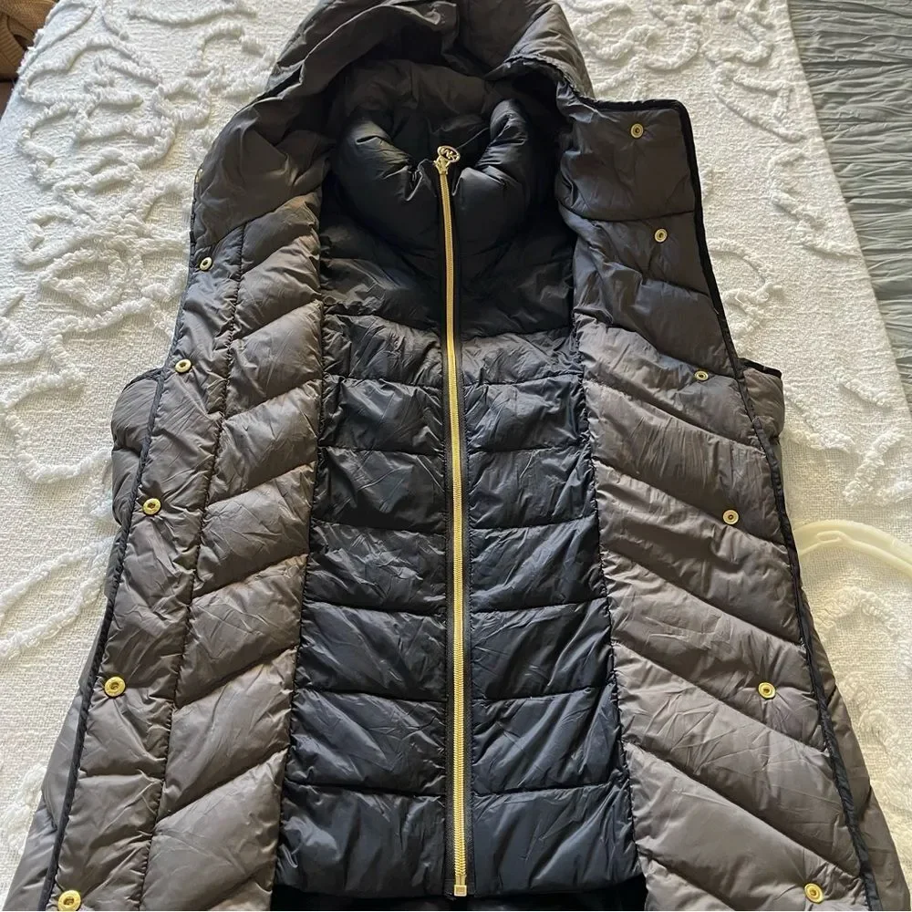 MICHAEL KORS Puffer vest/double closure front/ultralight. M.